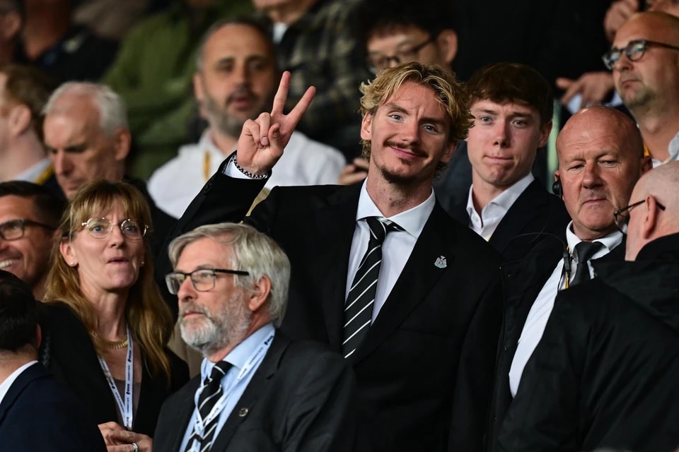 赛中首次亮, 强度, 费迪南德对