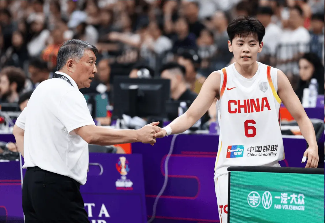 而她的投篮, tenan